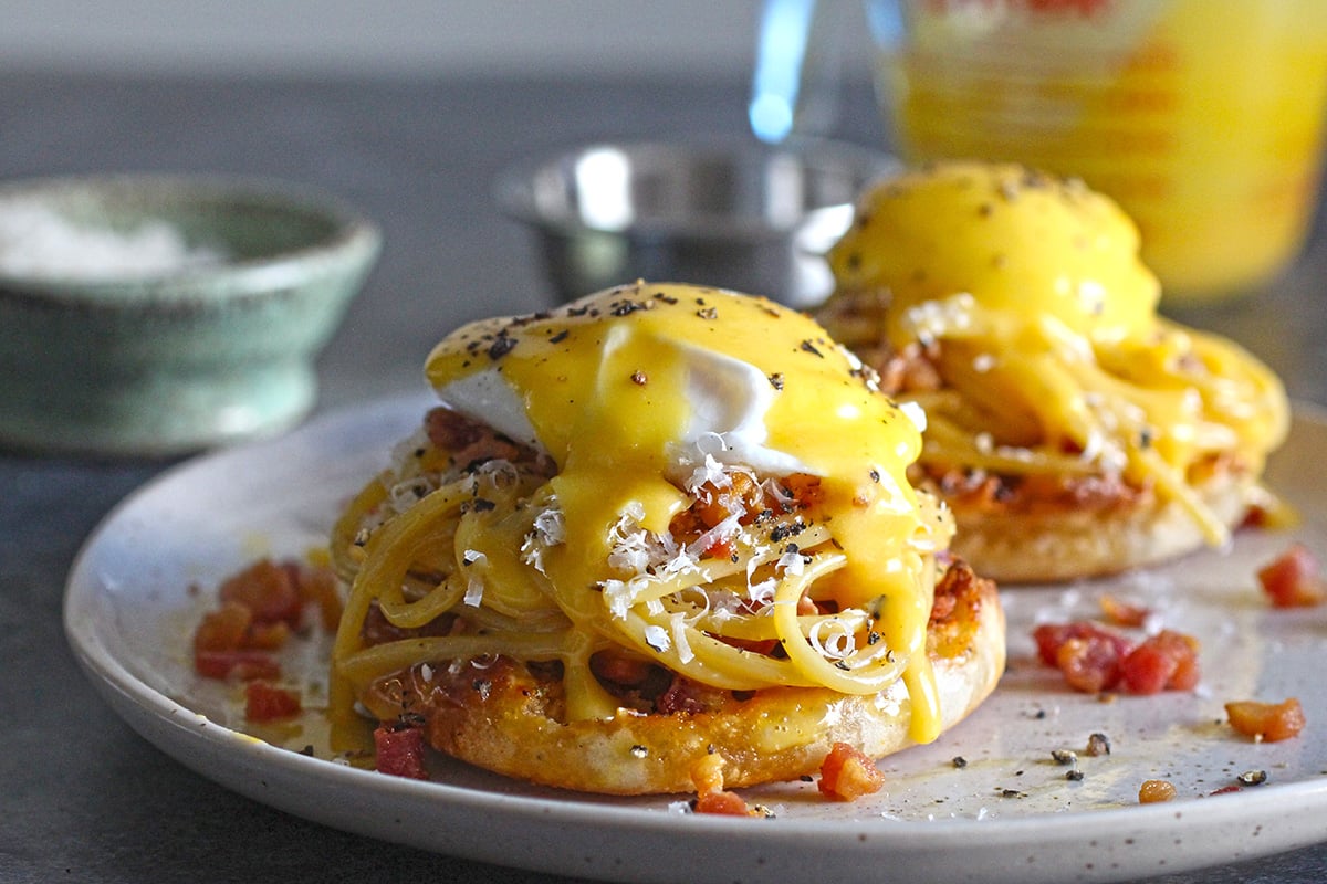 eggs benedict carbonara