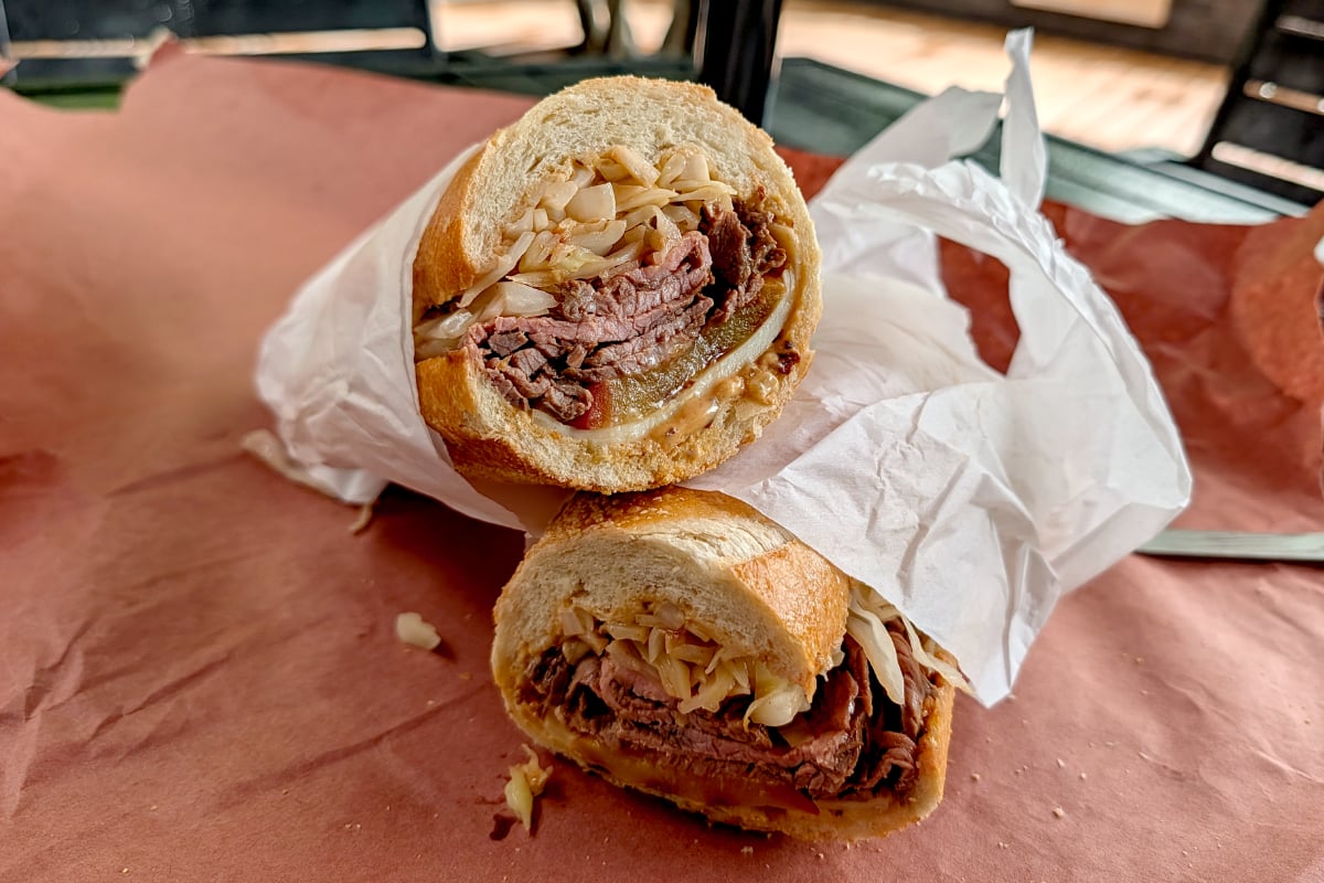 steak, cabbage, and grilled peach sandwich