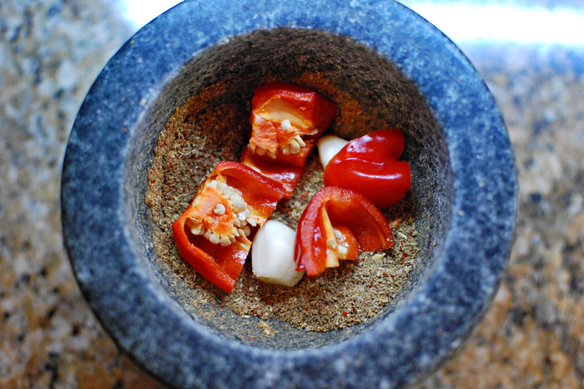 make the vindaloo paste
