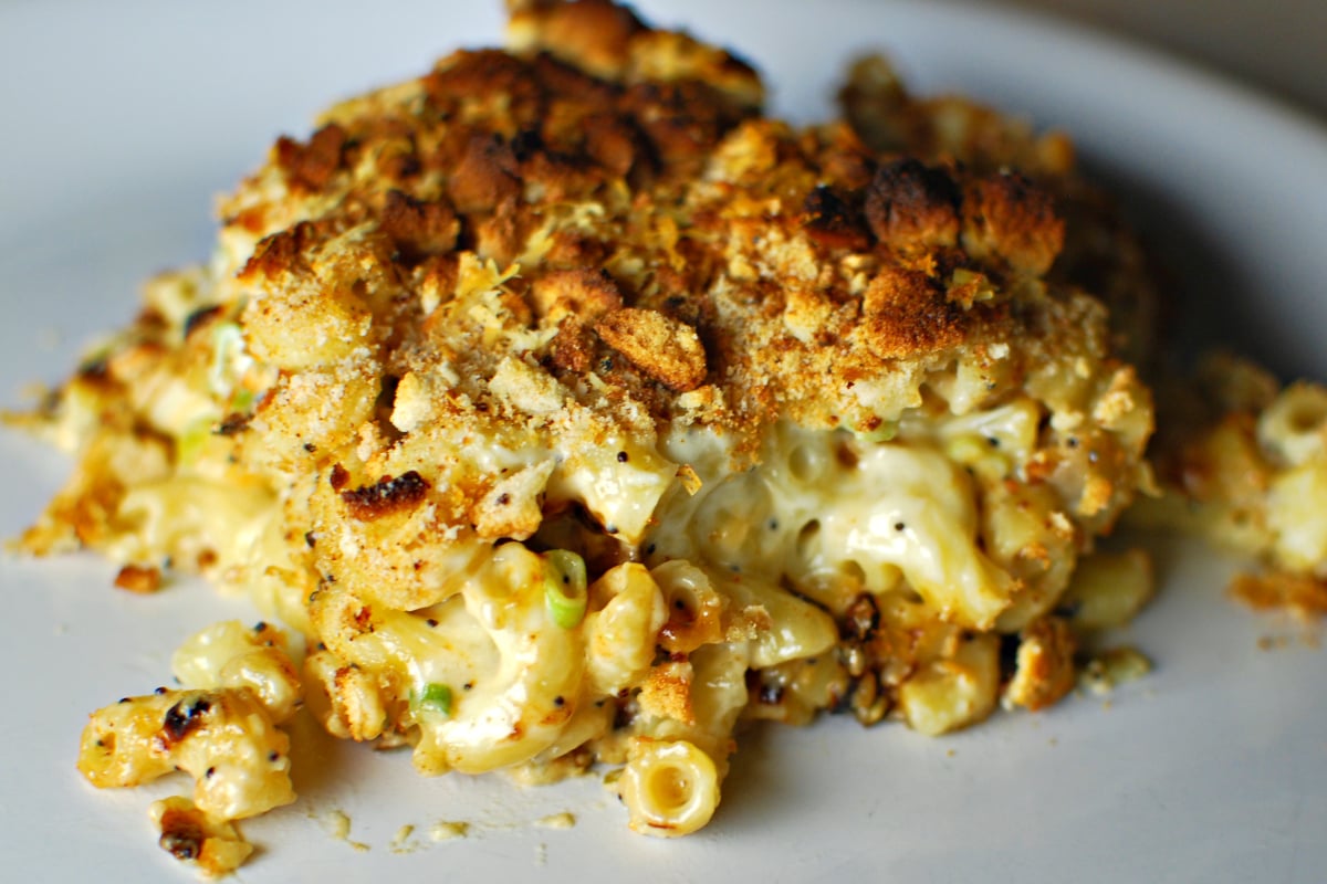 Everything Bagel Mac and Cheese