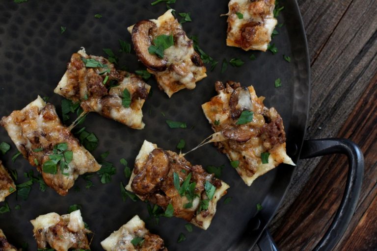 Beef Stroganoff Toasts