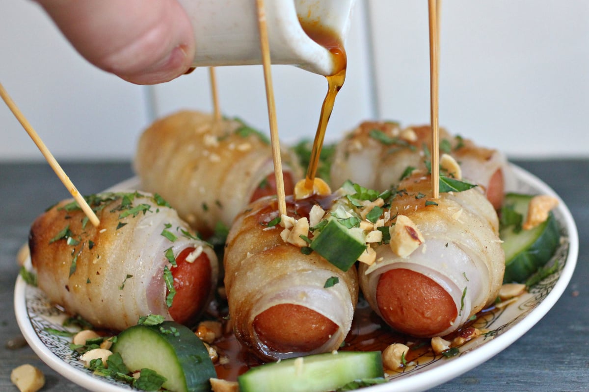 Pigs in a rice noodle blanket