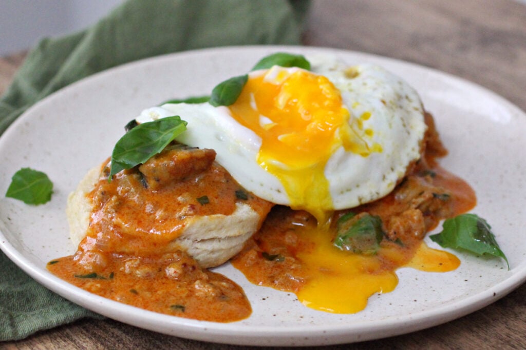 Red curry biscuits and gravy