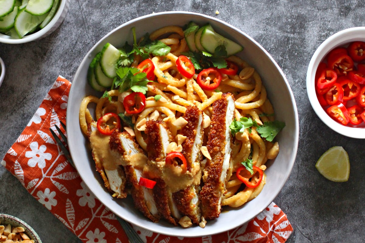 Crispy Chicken Satay Bucatini