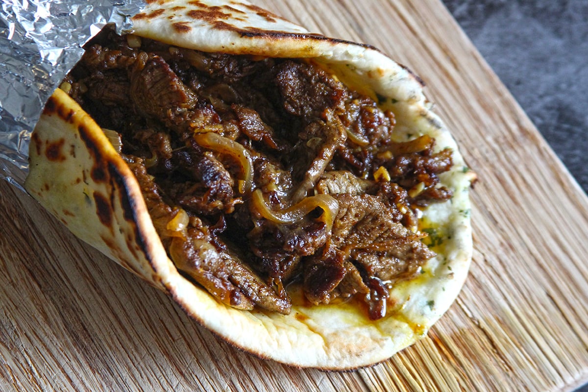 Vindaloo Cheesesteak on Naan