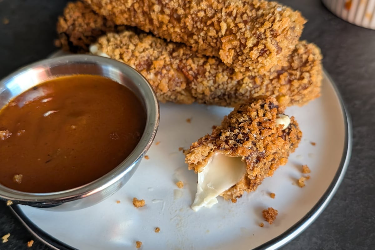 meatloaf mozzarella sticks
